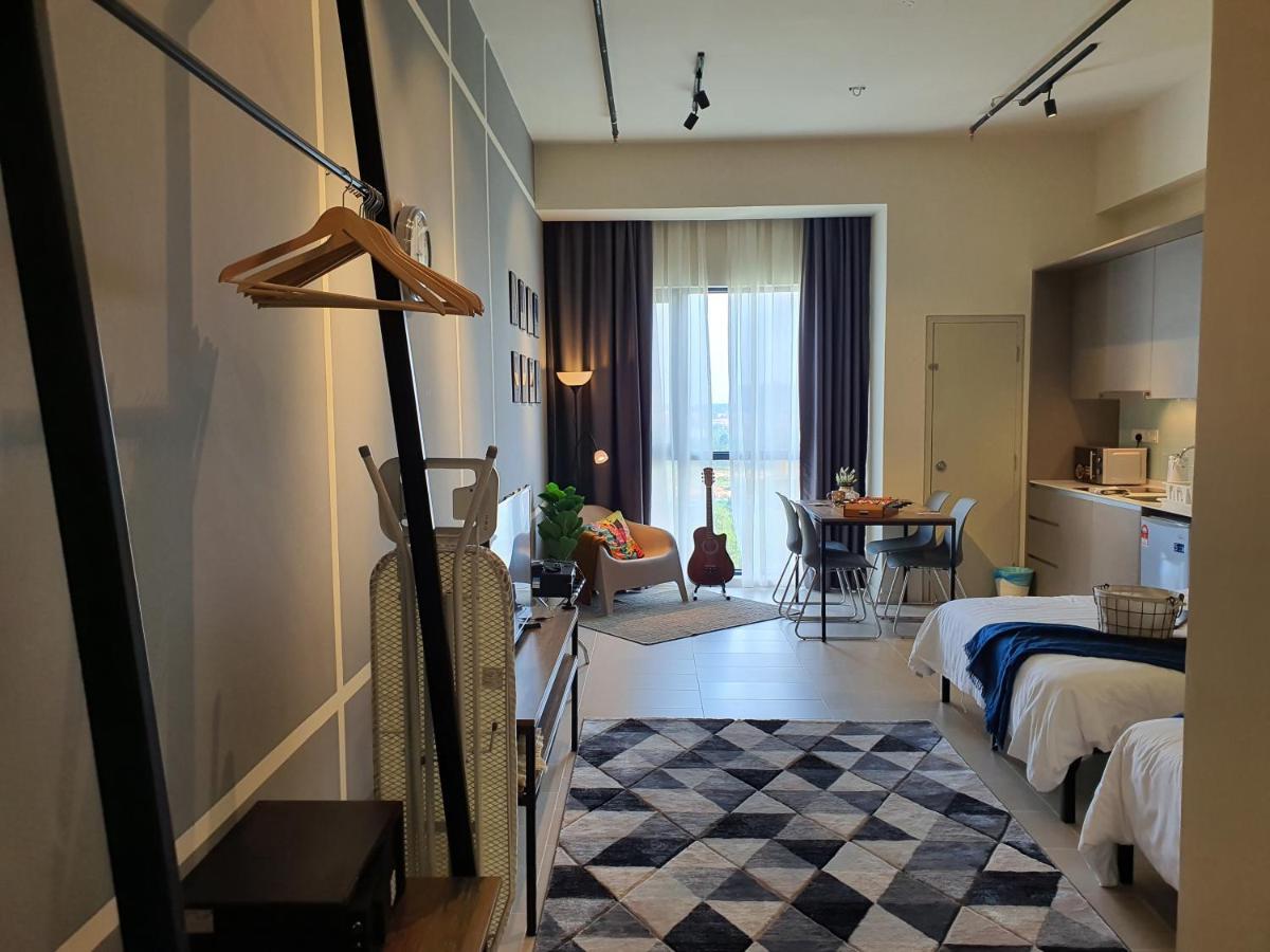 The Perfect Getaway @ Tamarind Suites, Netflix 300Mbps Cyberjaya Buitenkant foto