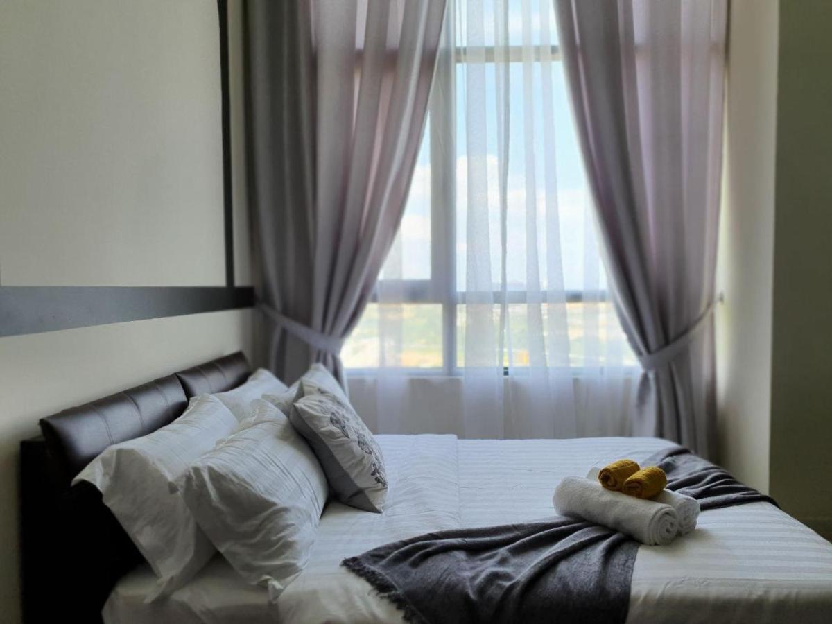 The Perfect Getaway @ Tamarind Suites, Netflix 300Mbps Cyberjaya Buitenkant foto